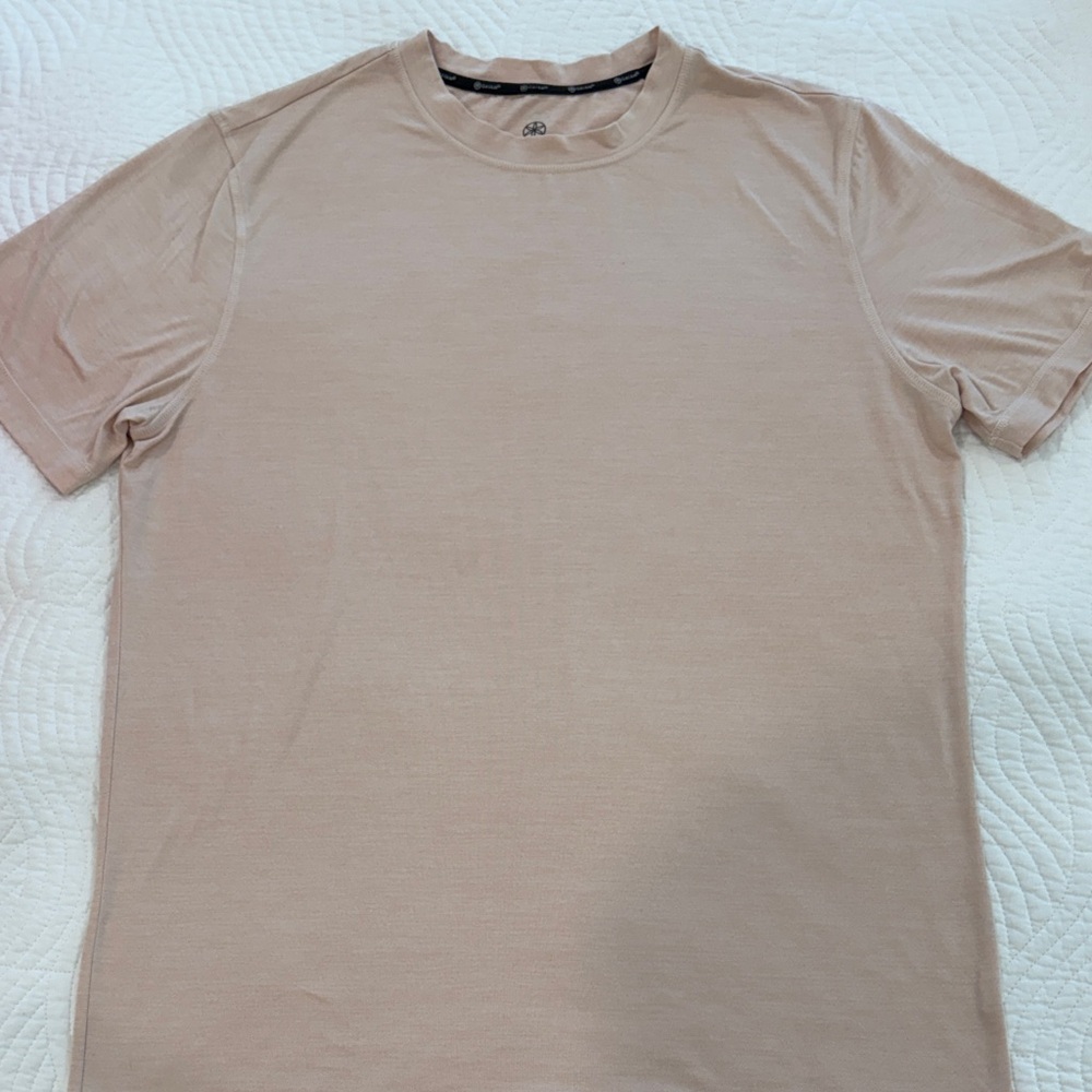 GAIAM Men's Short Sleeve Crew Tee in Pale Beige